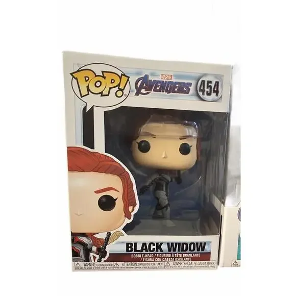 funko pop lot Of 3 Black Widow, Captain Marvel & Thanos